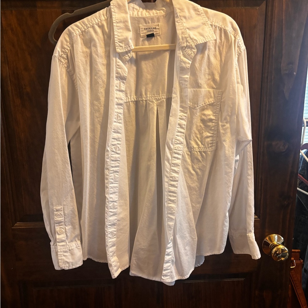 American Eagle White Casual Button Down Shirt